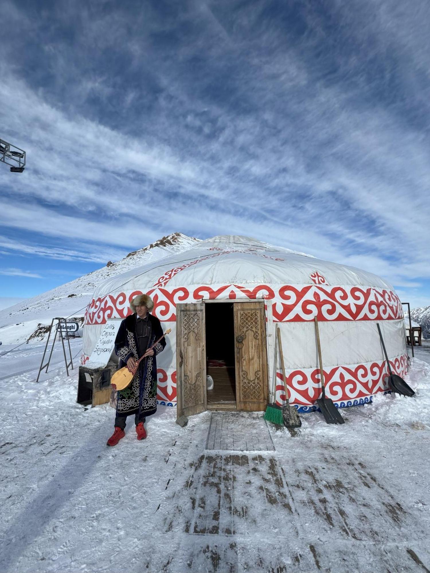 Yurta Base Camp, Shymbulak Mountain Resort Besqaynar Exterior photo